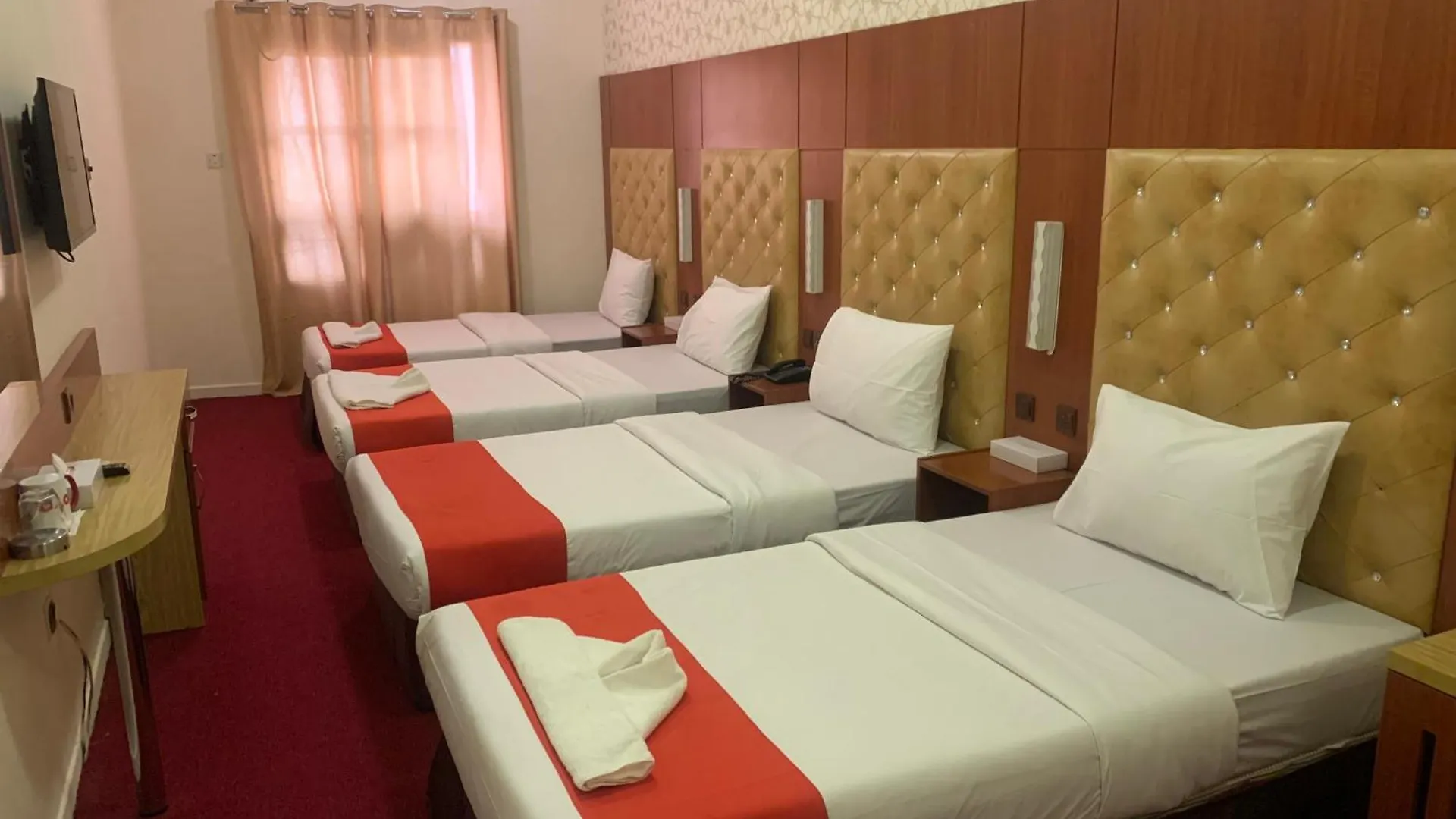 Parasol Hotel Dubai 0*,